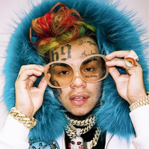 Tekashi69 в клипе Gooba. 2020 17