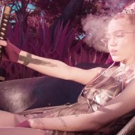 Grimes как эльф. 2019. 05