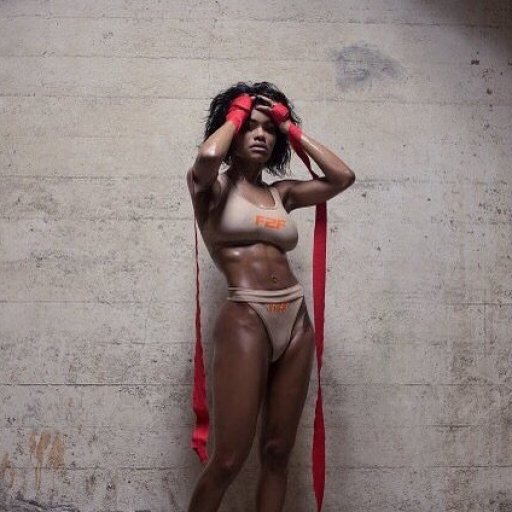 Teyana Taylor в эротической фотосессии. 2021 13