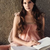 Lana del Rey в журнале Grazia 2017 05