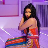 Niki Minaj в клипе Wobble Up. 2019 04