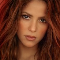 Black Eyed Peas и Shakira в клипе Girl Like Me 2020 01