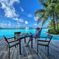 Дима Билан в отпуске на Мальдивах.  2021 05