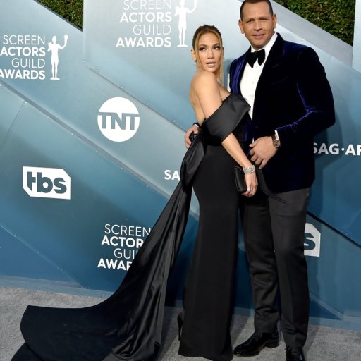 Jennifer Lopez и Alex Rodrigez 2021 07