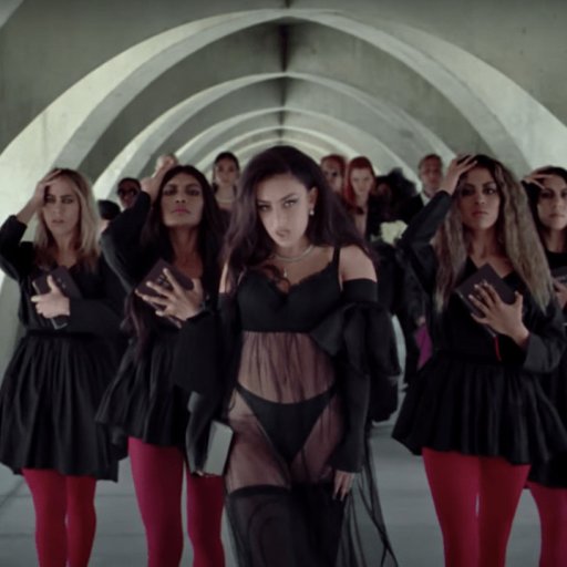 Charli XCX в клипе Good Ones. 2021. 02