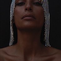 Sevdaliza. Эротические образы. 2020. 02