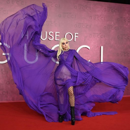 Lady Gaga на премьере Gucci. 2021. 06