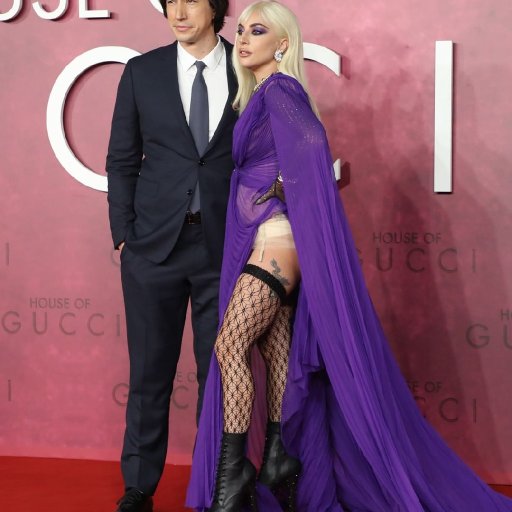 Lady Gaga на премьере Gucci. 2021. 17