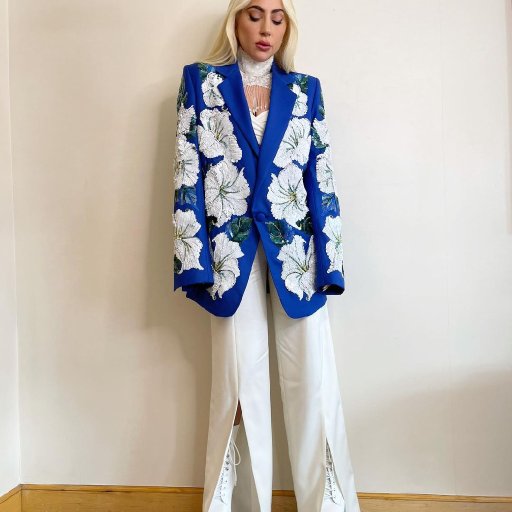 Lady Gaga на презентациях фильма ДОМ ГУЧЧИ. 2021. 13