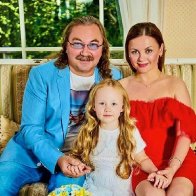 Игорь Николаев с семьей 2017-21 04