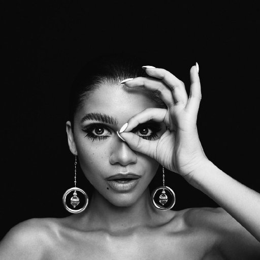 Zendaya в журнале Essence. 2021. 04