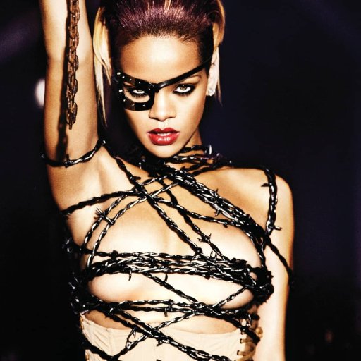 Rihanna.Портреты. 2011-21. 08