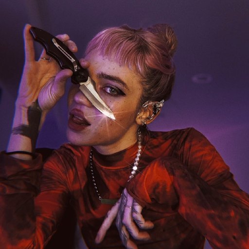 Grimes. Образы. 2022. 08