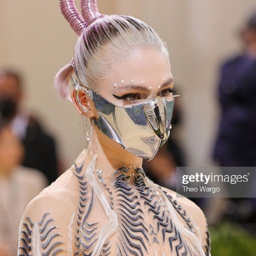 Grimes на MET Gala. 17.09.2021. 03