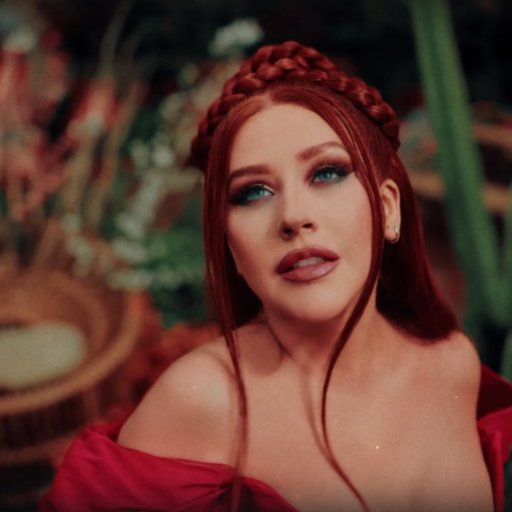 Christina Aguilera в клипе. 10