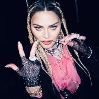 Мадонна и Malum на концерте Медельине 2.04.2022. 03