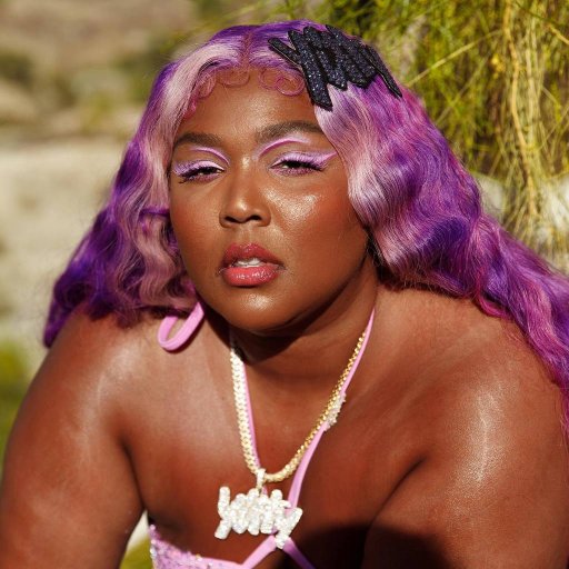 Lizzo в кампейне своего бренда Yitty. 2022. 06