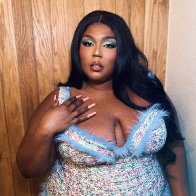 Lizzo и Big GRRRRLS. 2022. 1