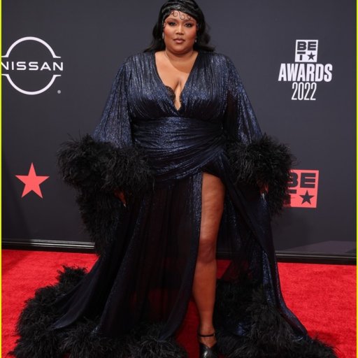 Lizzo на BET AWARD. 2022. 03