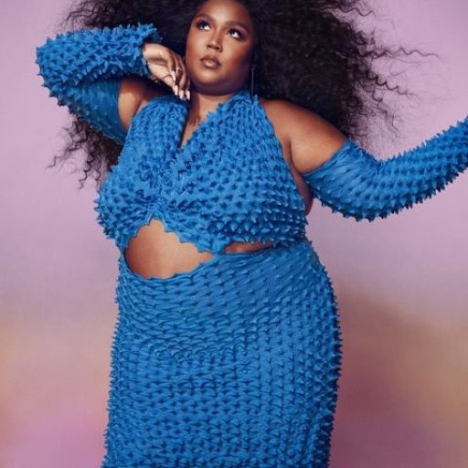 Lizzo в журнале ELLE. 2022. 03