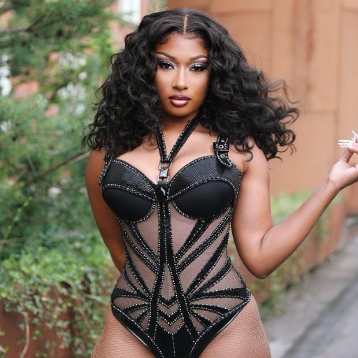 Концертные костюмы Megan Thee Stallion. 2022. 04