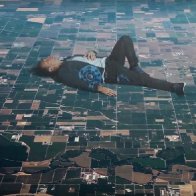 coldplay-upup-2016-05-01