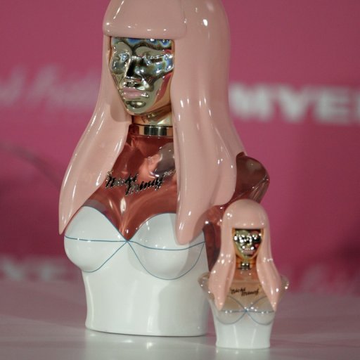 Nicki-Minaj-show-biz.by-pinkfriday2010-20