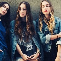 haim-show-biz.by-2016-03