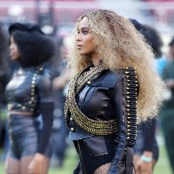 Beyonce-2016-show-biz.by-Superbowl-04