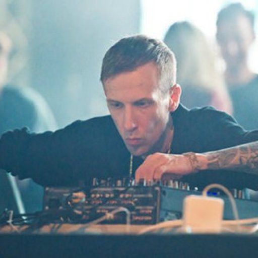 Ten-Walls-2017-08