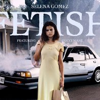 selena-gomez-fetish-02