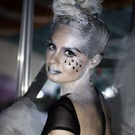 alexandra-makeup-2016-11-04