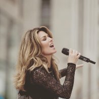 shania-twain-2016-07