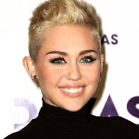 miley-cyrus-2009-02