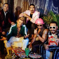 backstreet-boys-2017-paper-02