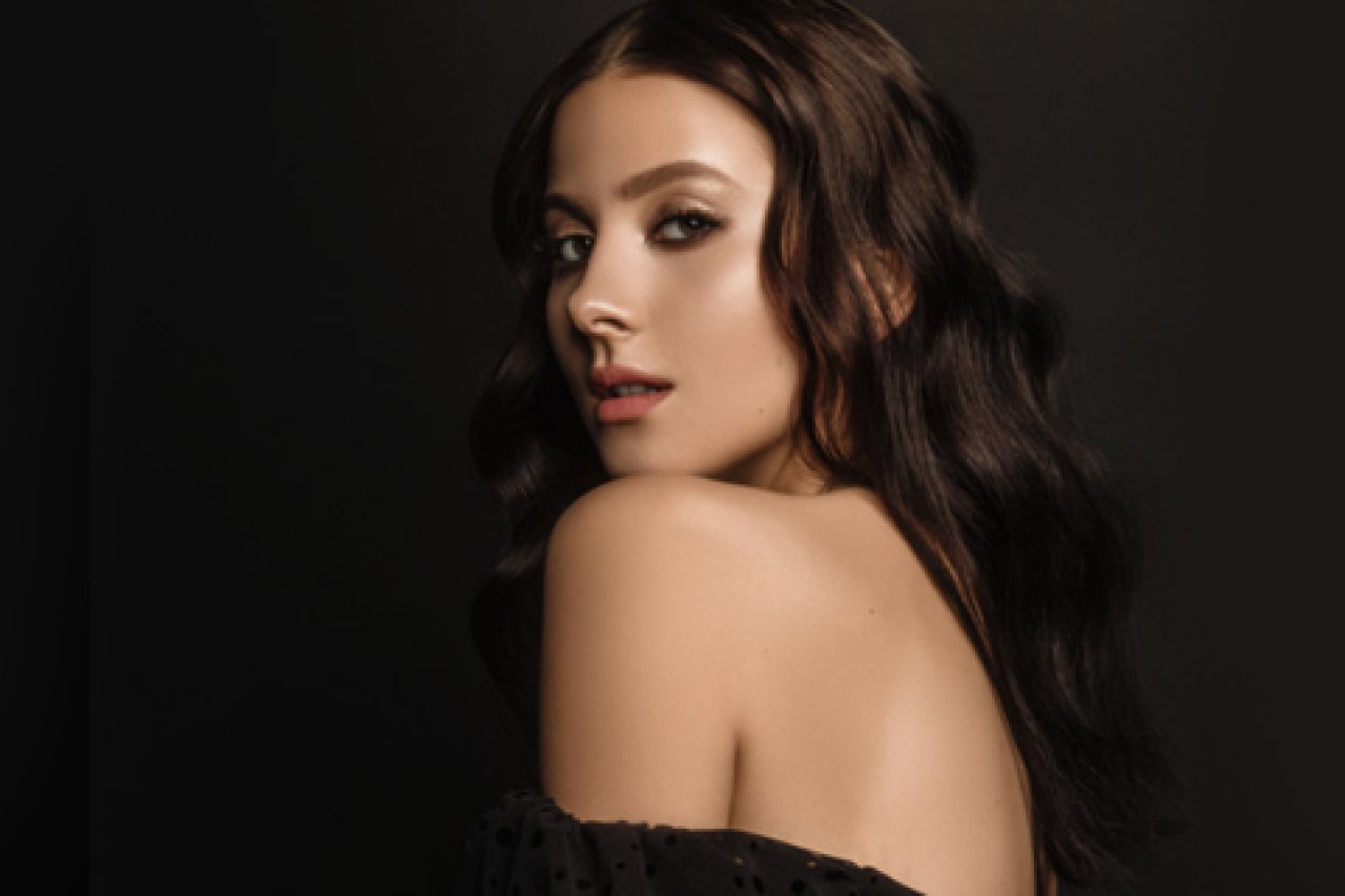 Жалаңаш Анастасия Кожевникова