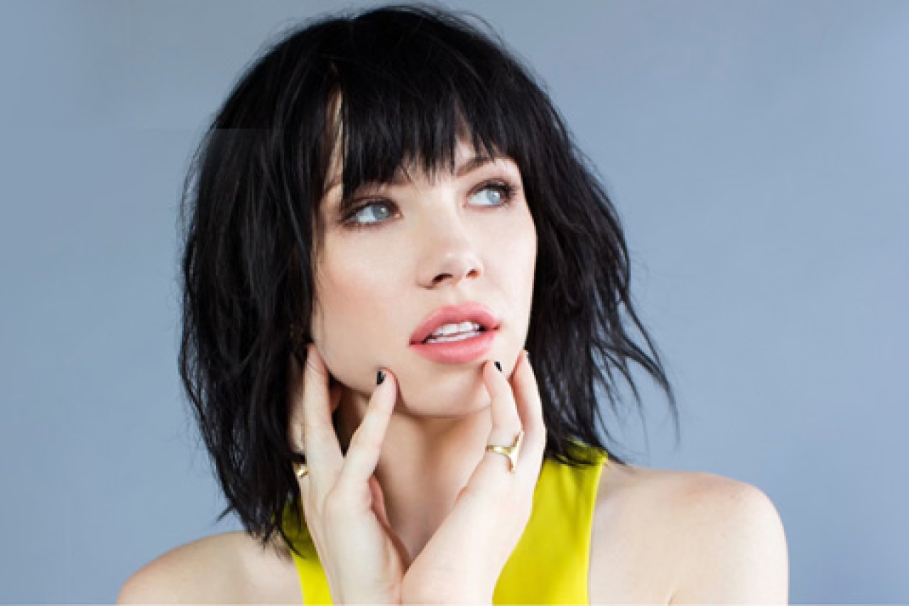 Видео - Carly Rae Jepsen | show-biz.by