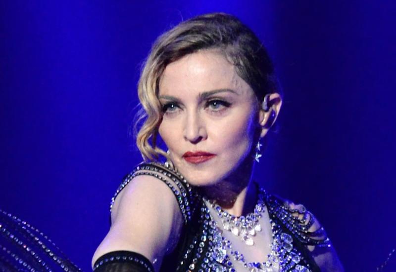 madonnatour.jpg